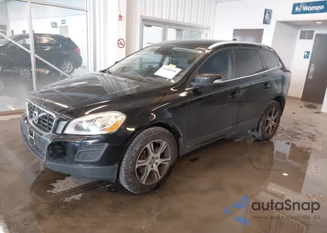 2012 Volvo Xc60 T6/T6 Platinum/T6 Premier Plus/T6 R-Design/T6 R-Design Platinum/T6 R-Design Premier Plus z USA, uszkodzony, nr VIN YV4902DZXC2305846